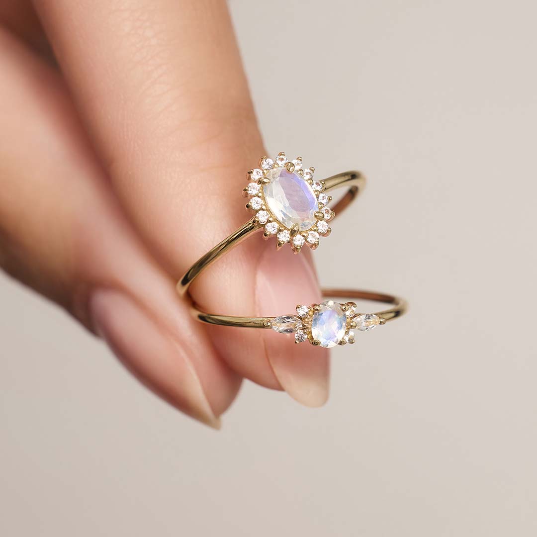Muse™ | Anillo de Piedra Lunar Dorada