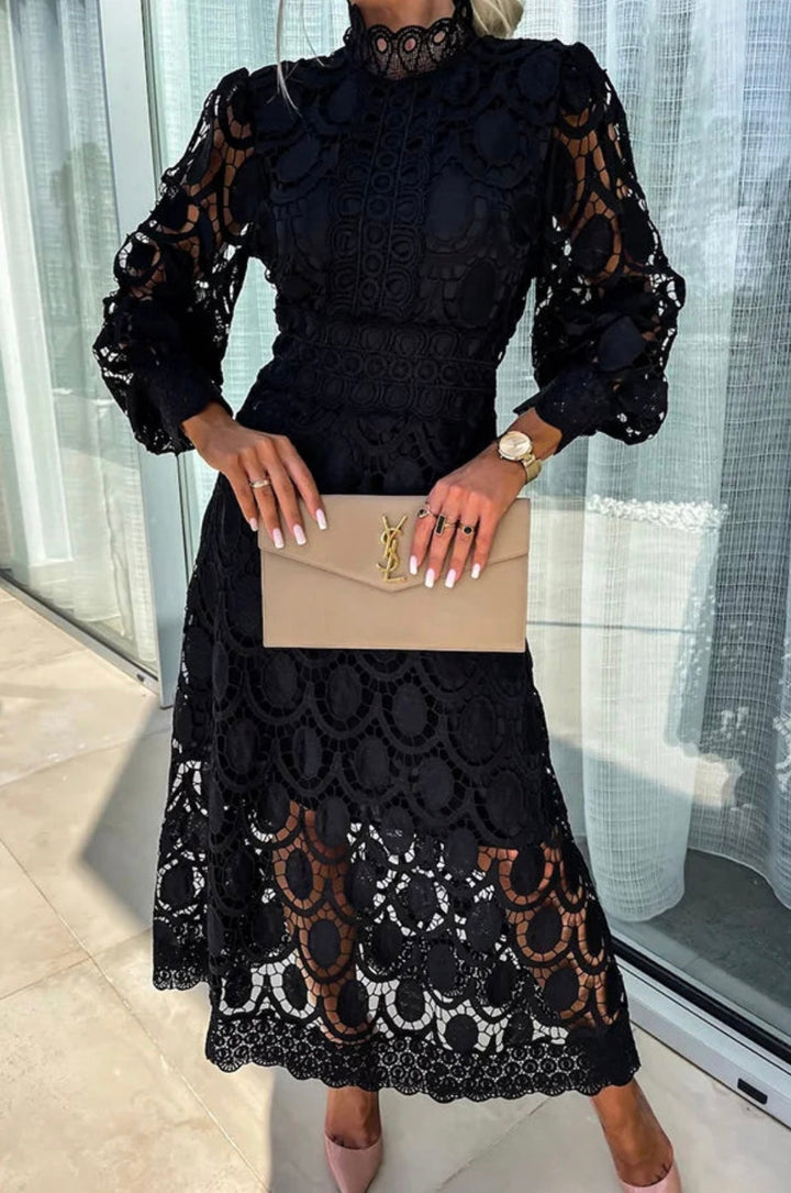 Charlotte™ – Lace Midi Dress