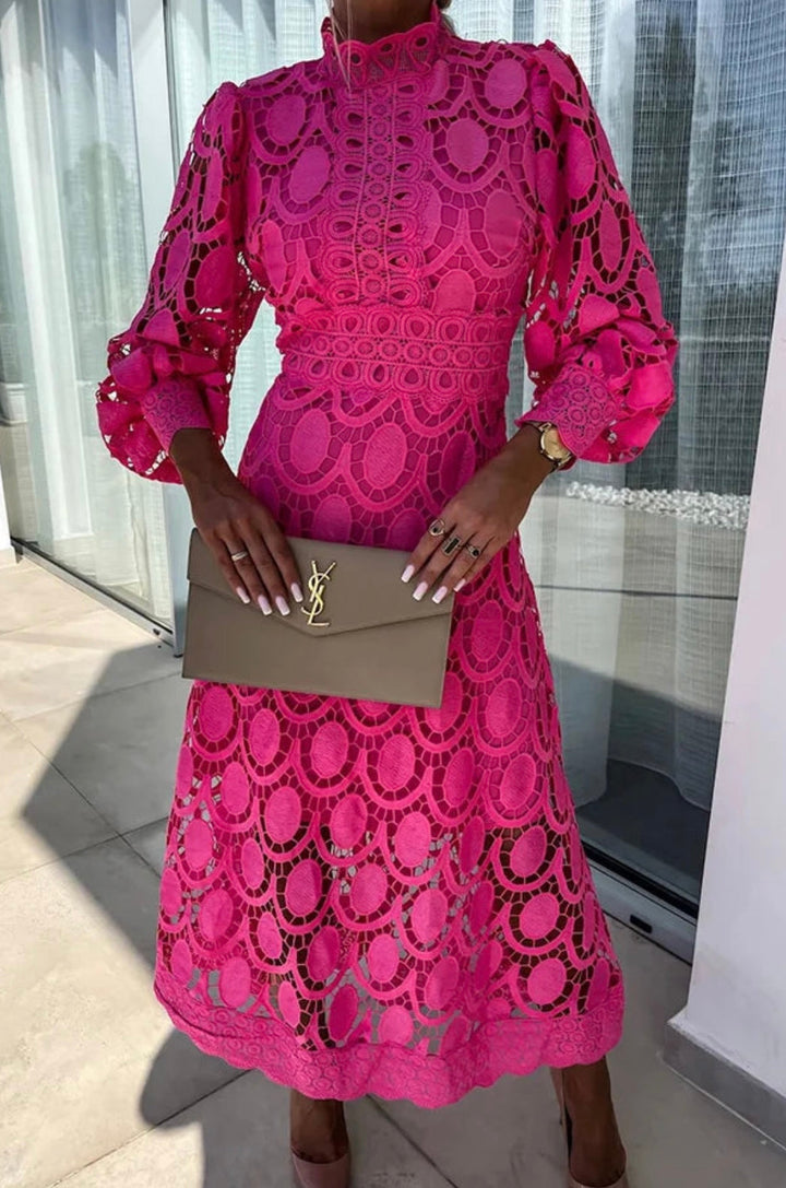 Charlotte™ – Lace Midi Dress