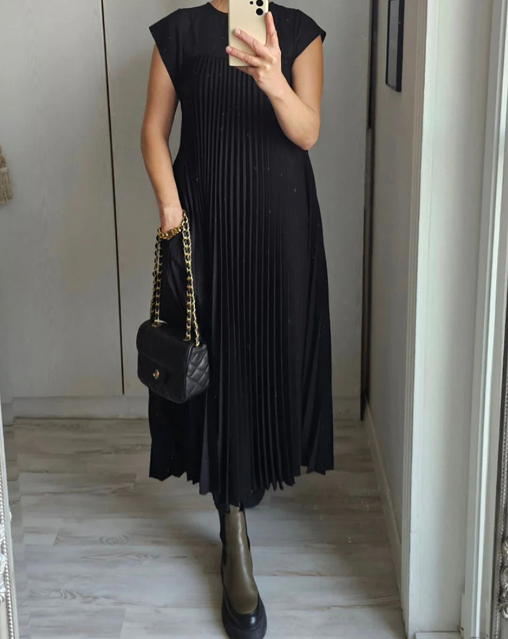 Valerie™ – Pleated Maxi Dress