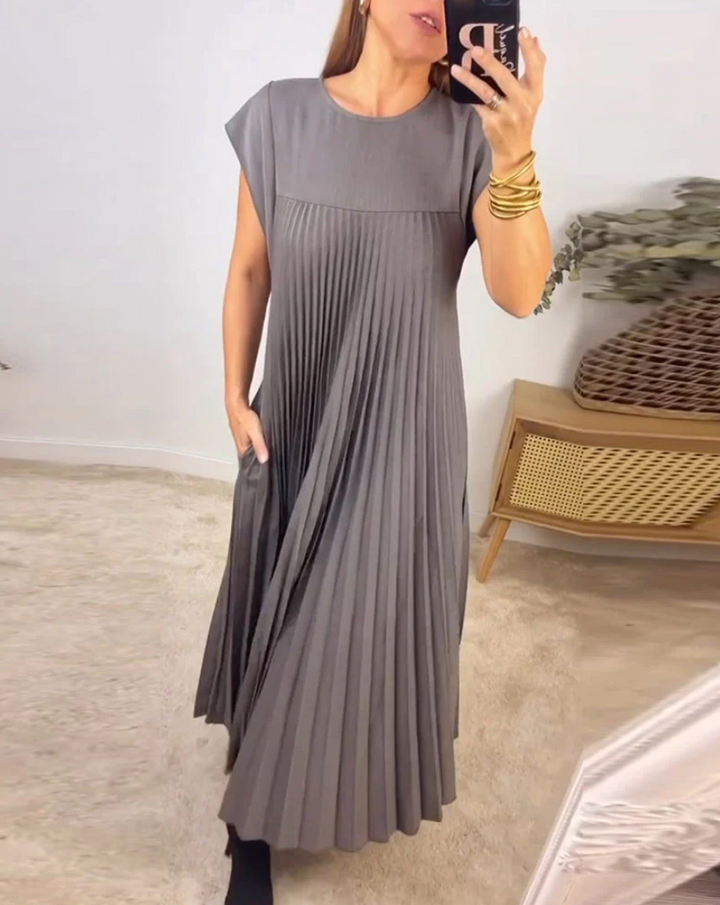 Valerie™ – Pleated Maxi Dress
