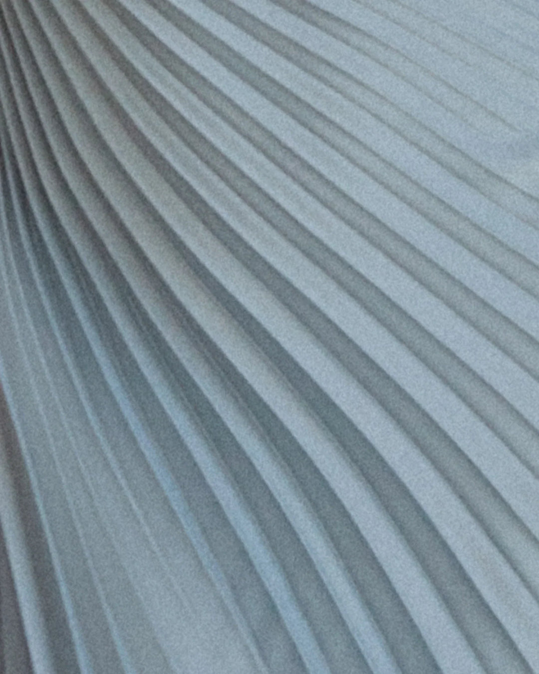 Bella™ – One-Shoulder Pleated Maxi Dress