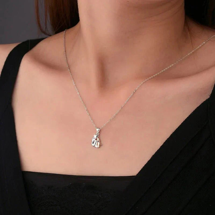 Wynter™ - Colgante de Abrazo con Pendientes a Juego