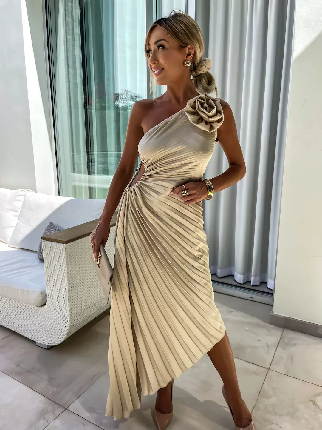 Lena™ – One-Shoulder Pleated Midi Dress
