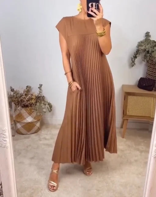 Valerie™ – Pleated Maxi Dress